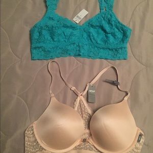 Bundle of 2 Aerie bras. Large bralette & 36B bra.
